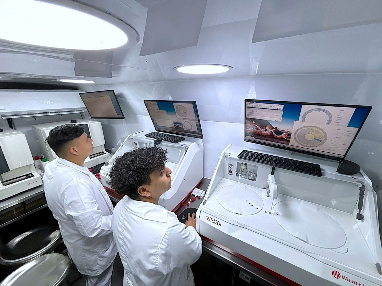 PCR LAB PERSONAL